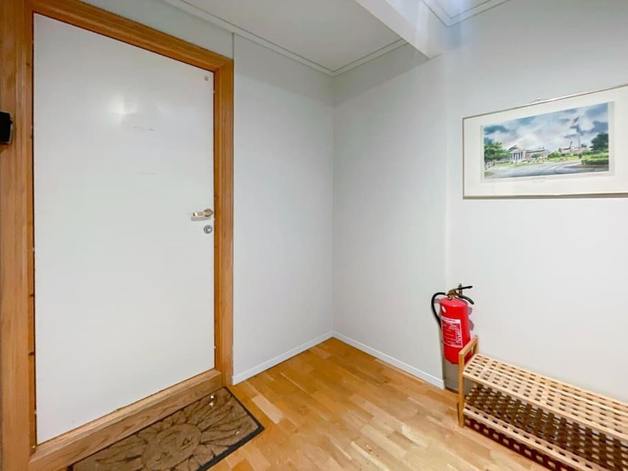 Ledaal Place 2 By Apartment *