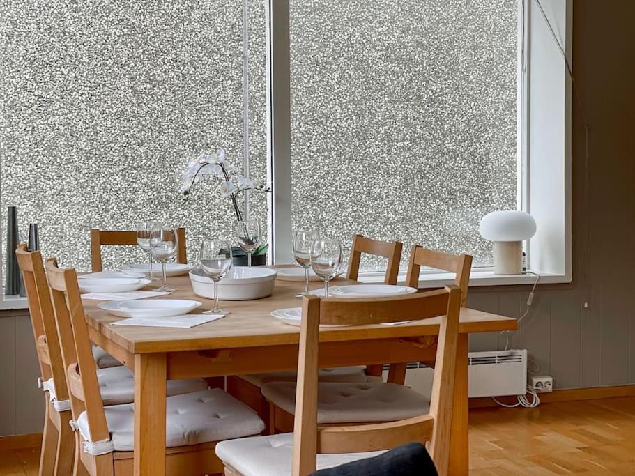 Ledaal Place 2 By Apartment *